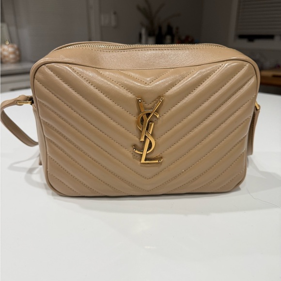 Yves Saint Laurent Handbags - Yves Saint Laurent YSL Lou Camera Bag
